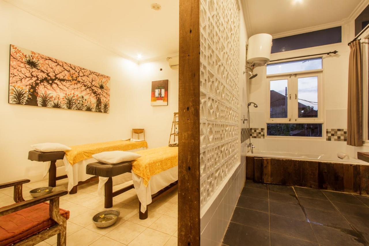 Bening Hut And Spa Seminyak  Exterior photo