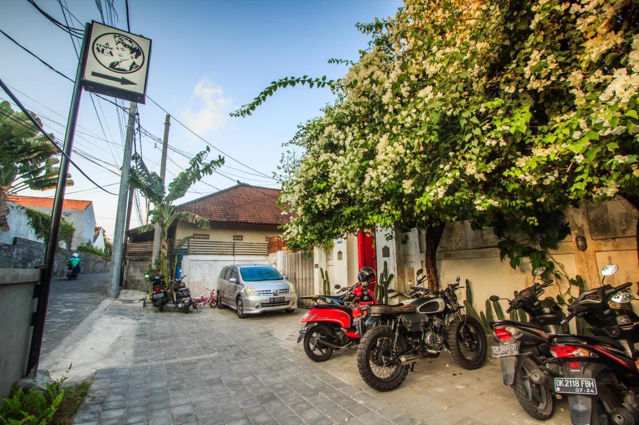 Bening Hut And Spa Seminyak  Exterior photo